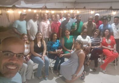 Los Auténticos de Miami ganan torneo de dominó a las Estrellas de Hollywood 